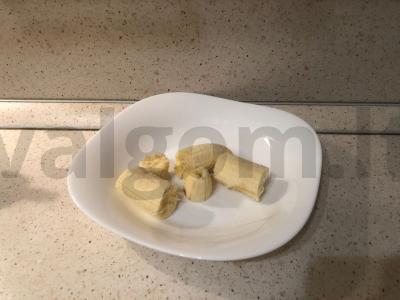 Müsli su bananais Žingsnis 1