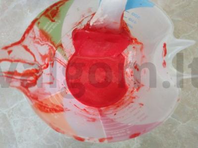 Išskirtinis tortas „Raudonas aksomas“ su maskarponės kremu ir vaisiais Žingsnis 1