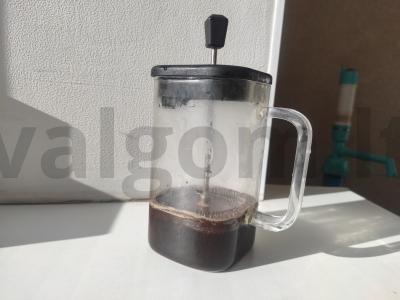 Latte su prancūzišku presu Žingsnis 4