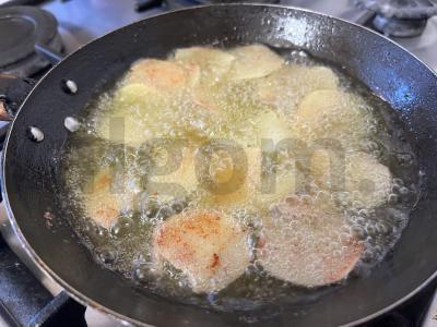 Traškūs bulvių traškučiai su druska ir paprika Žingsnis 7