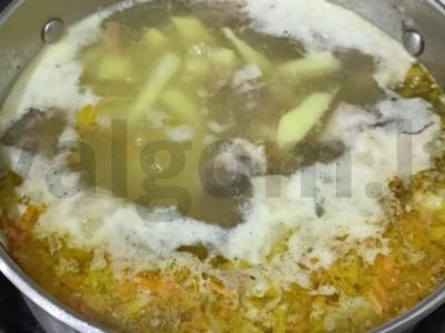 Sriuba su kiauliena ir kvietiniais kukuliais Žingsnis 6