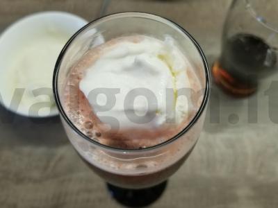 Be alkoholinis kokteilis su grenadinu ir ledais Žingsnis 2
