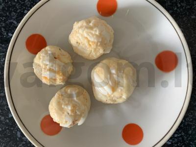 Švelnūs sūrio ir kiaušinio rutuliukai pagrindine nuotrauka