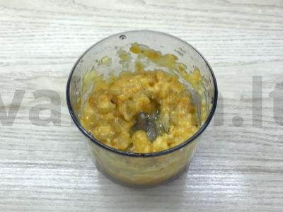 Sluoksniuotos tešlos pyragėliai su citrinos ir džiovintų abrikosų įdaru Žingsnis 2