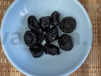 Avižinė košė su džiovintais slyvomis Žingsnis 1