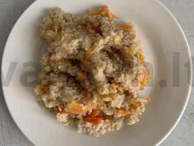 Pusryčių košė su daržovėmis pagrindine nuotrauka