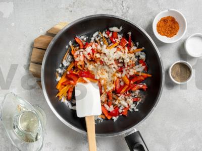 Kalakutienos guliašas su vištienos skrandžiais Žingsnis 2