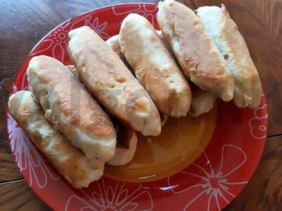 Dešrelės keptos tešloje pagrindine nuotrauka