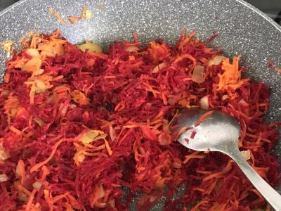 Šaltibarščiai iš kiaulienos kaklo su burokėliais Žingsnis 2