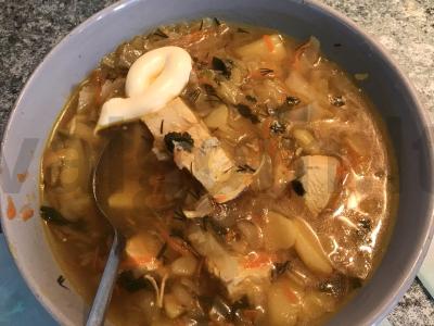 Šaltibarščiai iš kiaulienos kaklo su burokėliais pagrindine nuotrauka