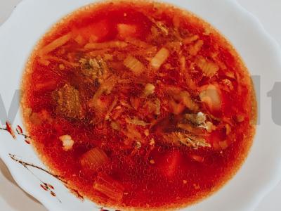 Borsčas su jautienos šonkauliais pagrindine nuotrauka