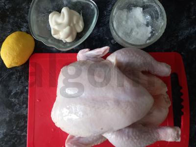 Įdaryta vištelė su citrina ir česnaku Žingsnis 1