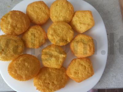 Moliūgų keksiukai pagrindine nuotrauka