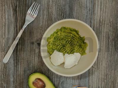 Užkandžių sumuštiniai su upėtakiu ir avokadų kremu Žingsnis 3