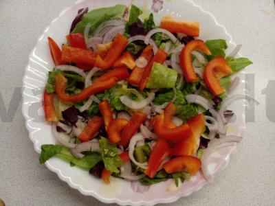 Salotas su jautiena ir granatais Žingsnis 1