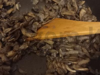 Vištiena po sūrio-grybų apklotu Žingsnis 3