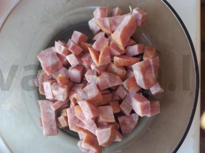 Namų pica su paruošta baze Žingsnis 5