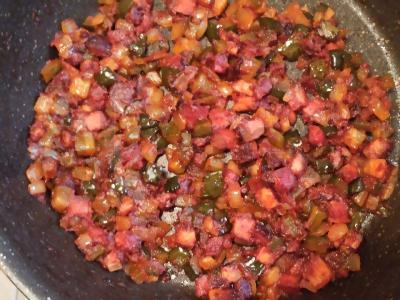 Greita solianka su įvairiais mėsos tipais ir alyvuogėmis Žingsnis 2