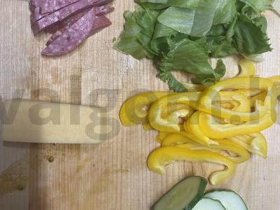 Namų šašlykinė su dešra ir daržovėmis Žingsnis 1