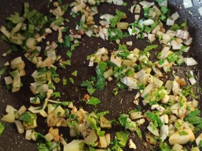 Troškintas triušis su bulvėmis, svogūnais ir vynu Žingsnis 3