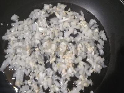 Grybų sriuba-pyragas su šampinjonais Žingsnis 1