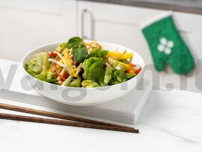 Tailandietiška salotų su mangais pagrindine nuotrauka