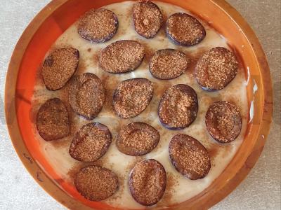 Rudų slyvų pyragas Žingsnis 6