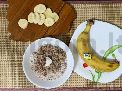 Grikių košė su pienu ir bananais Žingsnis 4