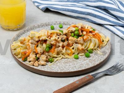 Makaronai su kalakutienos filė pagrindine nuotrauka