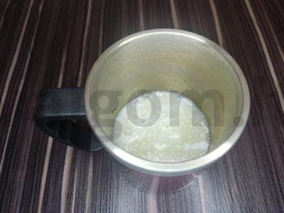 Kokoso kokteilis su baltu romu Žingsnis 2