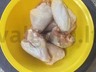 Auksinės vištienos šlaunelės, sparneliai, kojos Žingsnis 1