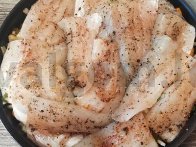 Keptas ešerio filė su daržovėmis grietinėje Žingsnis 9