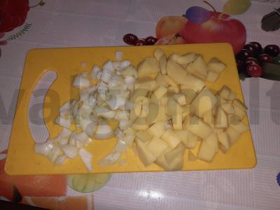 Vištienos skrandžių sriuba su žiediniais kopūstais Žingsnis 1