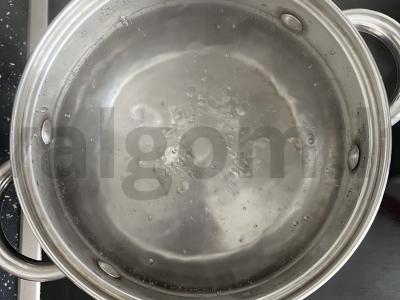 Raudonųjų serbentų ir sodo šermukšnių kompotas Žingsnis 2