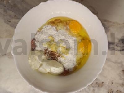 Vištienos blynai „Rastrėpkos“ Žingsnis 2