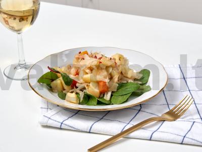 Daržovių troškinys su džiovinta petražole pagrindine nuotrauka