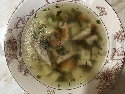 Vištienos sriuba iš krūtinėlės pagrindine nuotrauka