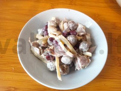 Salotas „Bus skanu“ pagrindine nuotrauka