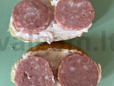 Sumuštinis su rūkytomis dešromis pusryčiams Žingsnis 3