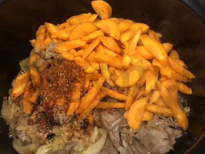 Anties plovas su morkomis ir svogūnais Žingsnis 3