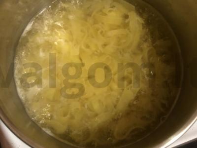 Makaronai su jūros gėrybėmis Žingsnis 3