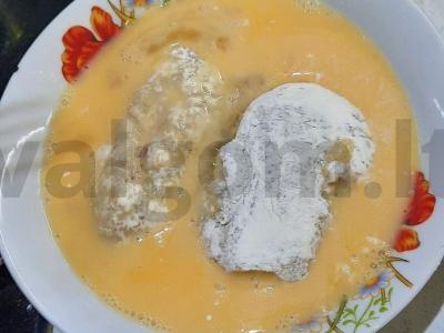 Žuvies kotletai su manų kruopomis Žingsnis 6