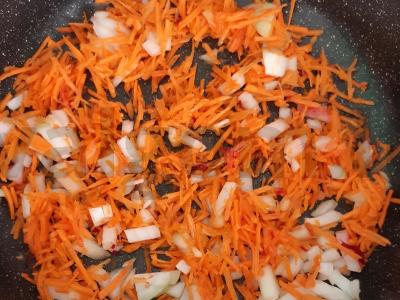 Ryškus burokėlių sriuba su grietine Žingsnis 6