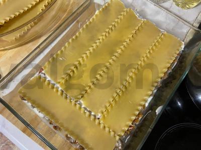 Lasagna „Namų“ su faršu ir prieskoniais Žingsnis 10