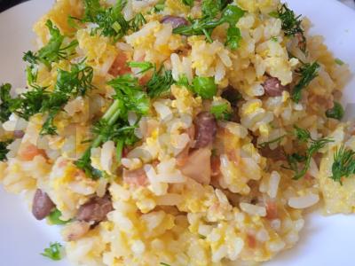 Pusryčiai su karibų mišiniu, ryžiais ir vištienos filė pagrindine nuotrauka