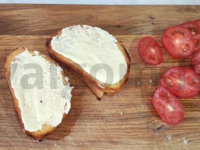 Aštrūs brusketai su pomidorais ir provanso žolelėmis Žingsnis 4