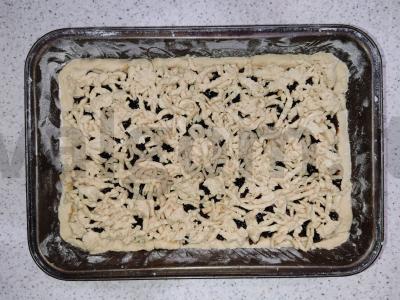 Šokoladinis pyragas su džiovintais slyvomis Žingsnis 4