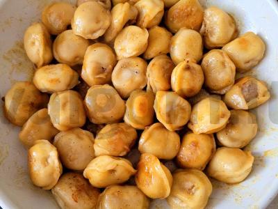 Kepti koldūnai su prieskoniais pagrindine nuotrauka