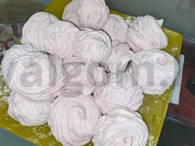 Namų spanguolių zefyras pagrindine nuotrauka