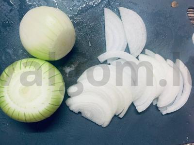 Bulvės su marinuotais svogūnais ir šonine kaip vaikystėje Žingsnis 4